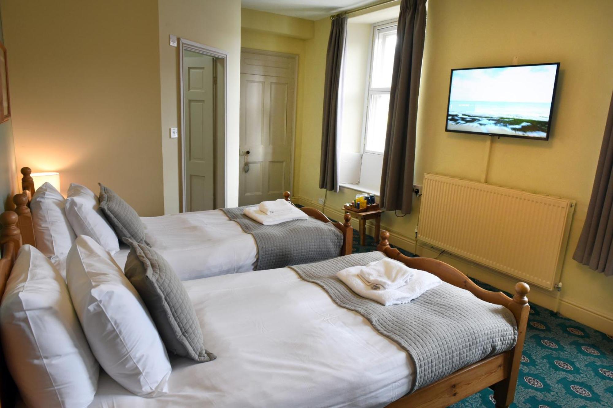 Black Bull Hotel Kirkby Stephen Room photo